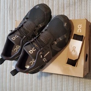 ON waterproof black in women's size 7.5